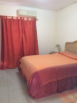 Hillside Apartments Kingstown Extérieur photo